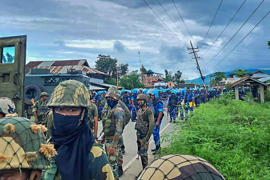 মনিপুরে আফস্পার কয়েকটি এলাকায় মেয়াদ বাড়িয়ে ৬! যার জেরে হিংসায় জ্বলছে মনিপুর